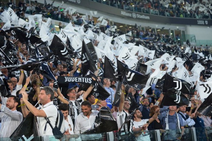 Klub Liga 3 dengan Basis Suporter Terbesar