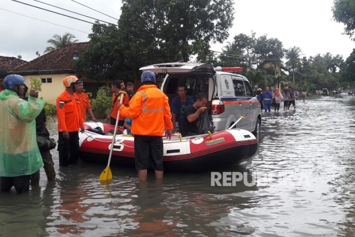 Cara Cara Membantu Mangsa Bencana Alam : Bencana alam banjir dan tanah ... Bencana Alam di Luar Negeri dan Bantuan Internasional