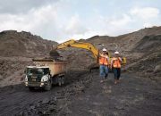 Tambang Nikel Raja Ampat dan Lonjakan Penumpang KA Saat Idul Adha