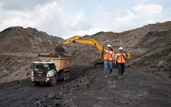 Tambang Nikel Raja Ampat dan Lonjakan Penumpang KA Saat Idul Adha