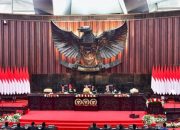 Gibran dan Isu Pemakzulan, PDIP: Patuhi Konstitusi