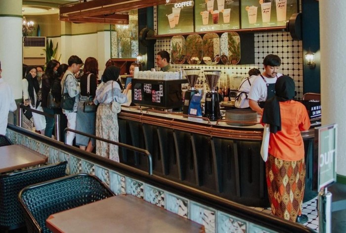 5 Rekomendasi Cafe Unik di Jakarta, Wajib Dikunjungi! 5 Rekomendasi Cafe Unik di Jakarta, Wajib Dikunjungi!