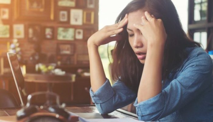 Cara Atasi Stres di Tengah Kesibukan Kerja Secara Efektif
