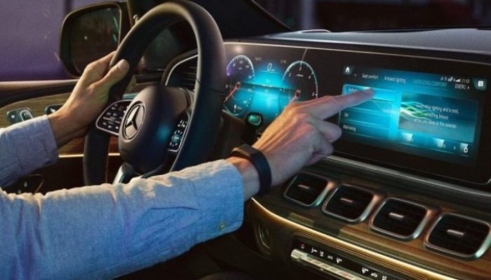 Teknologi di Balik Mobil Balap Modern yang Mempesona