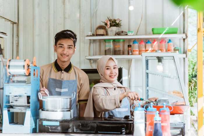Mengamati Persaingan Bisnis Kuliner di Indonesia dan Cara Menghadapinya Tren Kuliner Online Jadi Ladang Bisnis Menjanjikan