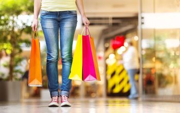 Usaha Jasa Titip Belanja Online Makin Digemari