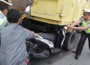 Tiga Pelajar SMP Tewas Dilindas Truk di Takalar Sulsel saat Berbonceng Motor