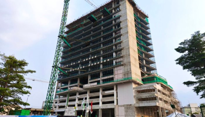 Perkuat Kolaborasi Universitas Ciputra dengan IBM dan Apple, Generative AI Jadi Wajib