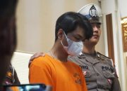 Pengemudi BMW Berlutut Minta Maaf ke Ibu Argo Mahasiswa UGM