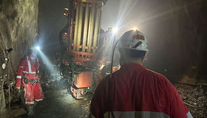 5 Orang Hilang di Tambang Longsor, Pencarian Masih Dilanjutkan