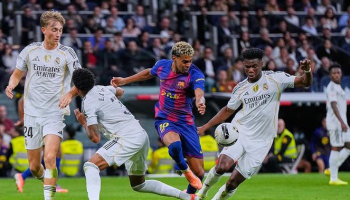Frenkie de Jong Dukung Lamine Yamal: Carvajal Seharusnya Bicara Pribadi Bukan di Lapangan