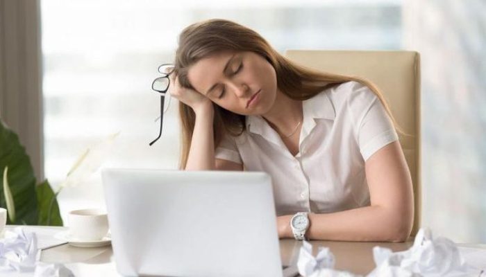 9 Tanda Overdosis Garam yang Dapat Menyebabkan Stroke dan Penyakit Jantung