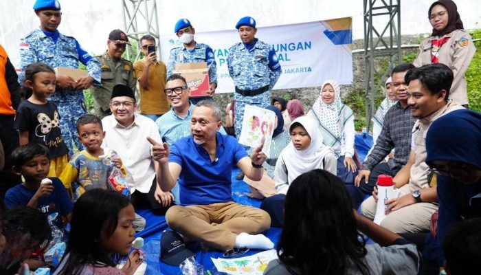 Zulhas Dukung Korban Kebakaran Pengadegan Melalui Bantuan Pangan dan Modal Usaha