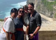 5 Potret Gracia Indri Diduga Hamil Anak Kedua dengan Baby Bump Saat Liburan di Bali