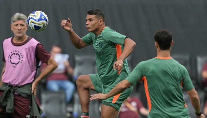 Thiago Silva Jadi Target Kembali ke San Siro di Tengah Kesulitan Mendapat Bek Baru