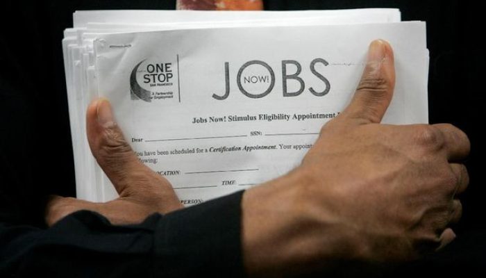 25% Lulusan Baru Diprediksi Menganggur, Kesempatan Kerja Semakin Terbatas