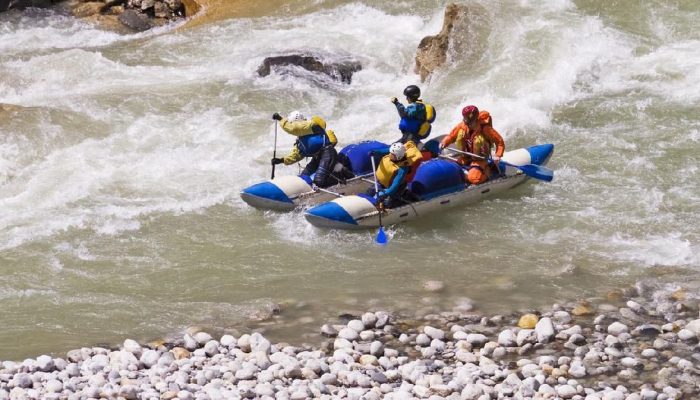 2 Mahasiswa Terseret Arus di Bendungan Karet Indramayu