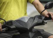 Pengemudi yang Merokok Kini Dikejar Polisi