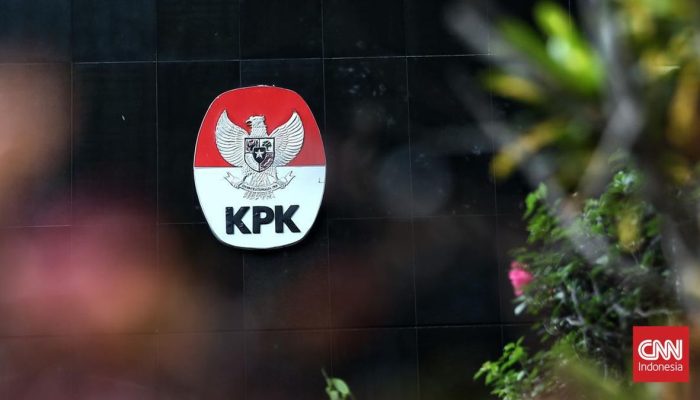 Geledah Dinas PUPR Riau KPK Sita Bukti Elektronik