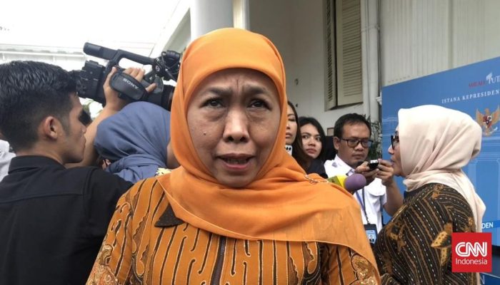 Video Amatir Erupsi Semeru Marak, Khofifah Ingatkan Warga Jaga Jarak