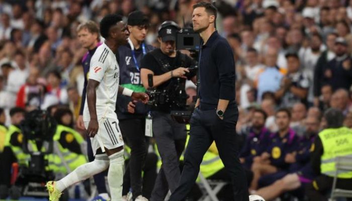 Xabi Alonso Heran Los Blancos Tidak Dapat Penalti Setelah Insiden Vinicius