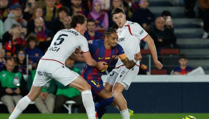 Raphinha Cemerlang, Tim Raih Tiga Poin Penuh