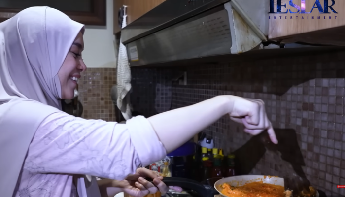 7 Potret Dapur Minimalis Sederhana dan Fungsional di Rumah Lesti Kejora