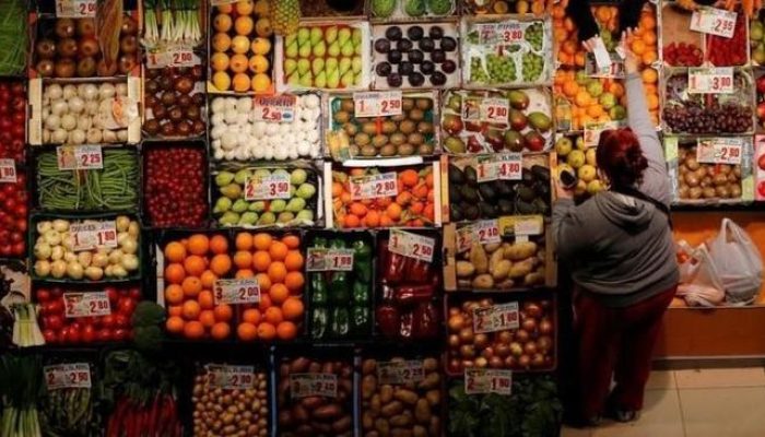 12 Buah dan Sayur Supermarket dengan Tingkat Pencemaran Pestisida Tertinggi