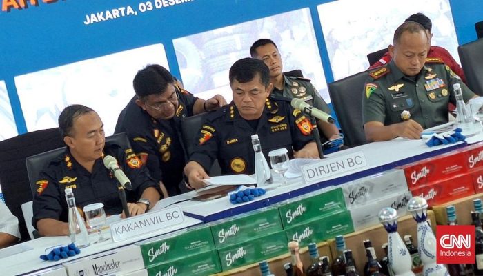 Bos Bea Cukai Tanggapi Ancaman Pembekuan oleh Purbaya