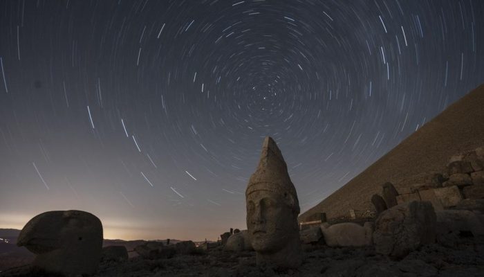 Hujan Meteor Geminid Akhir Pekan Ini Catat Jadwalnya