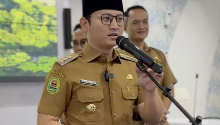 Cerita Bupati Trenggalek dan ASN dalam Diskusi Buku Reset Indonesia