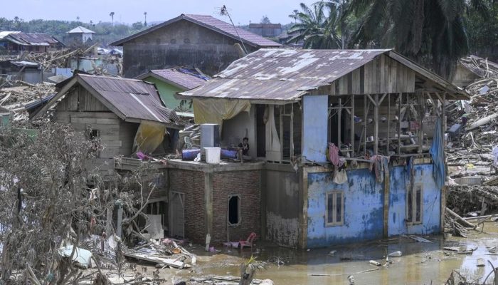 Bantuan Melalui Motor Trail untuk Wilayah Terpencil di Aceh