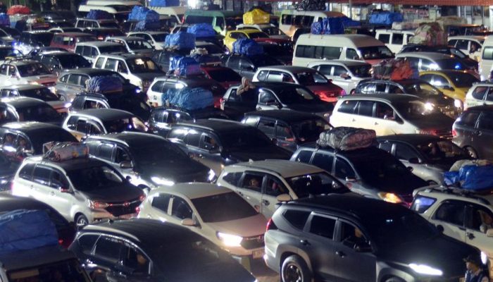 Biang Kerok Antrean Kendaraan Mengular di Pelabuhan Merak menurut ASDP