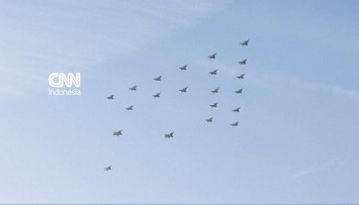 Momen Jet Tempur Swedia dan Denmark Bentuk Formasi Pohon Natal