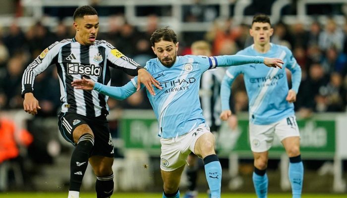 Drama VAR 4 Menit yang Membuat Kepala Geleng-Geleng