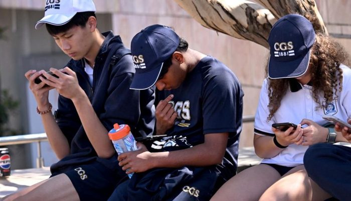 Studi Menunjukkan Penggunaan Medsos Tidak Mengganggu Kesehatan Mental Remaja