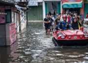 Banjir Berkepanjangan, 1600 Warga Jakarta Masih Mengungsi