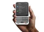 Ponsel Mirip BlackBerry Mendapat Perhatian di Awal 2026, Ini Harga dan Spesifikasinya