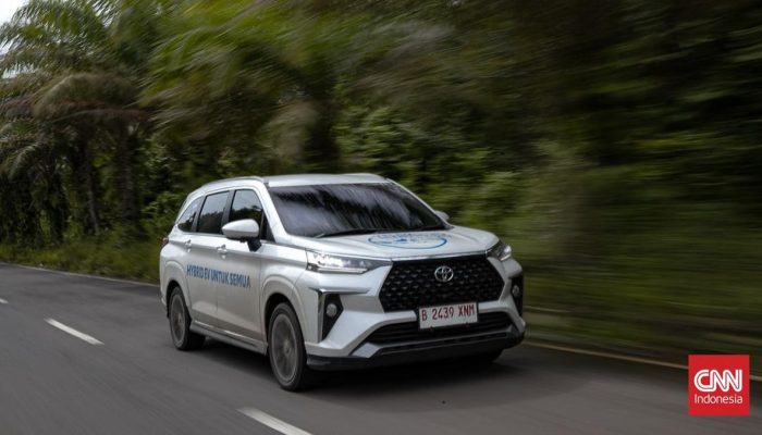 Harga Resmi Veloz Hybrid Dimulai dari Rp303 Juta