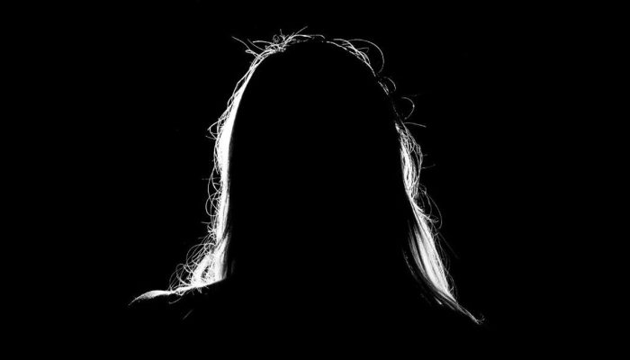 Tersangka Perempuan Coba Bakar Toko Emas dan Curi Perhiasan